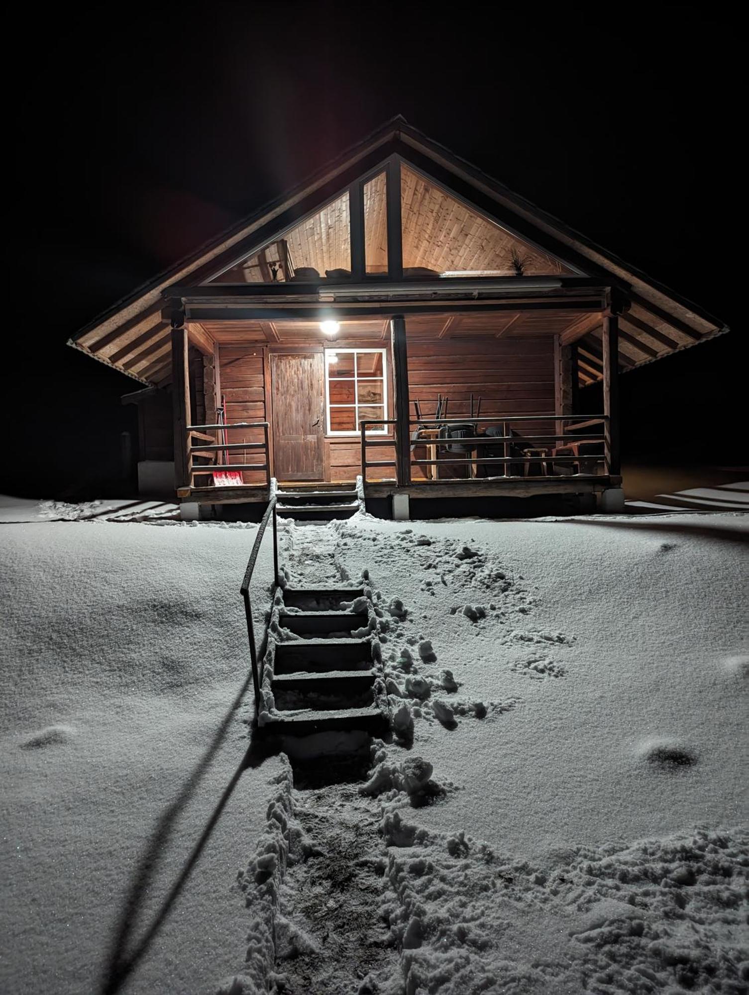 Namelis Prie Ezero Miezoniai Exterior foto