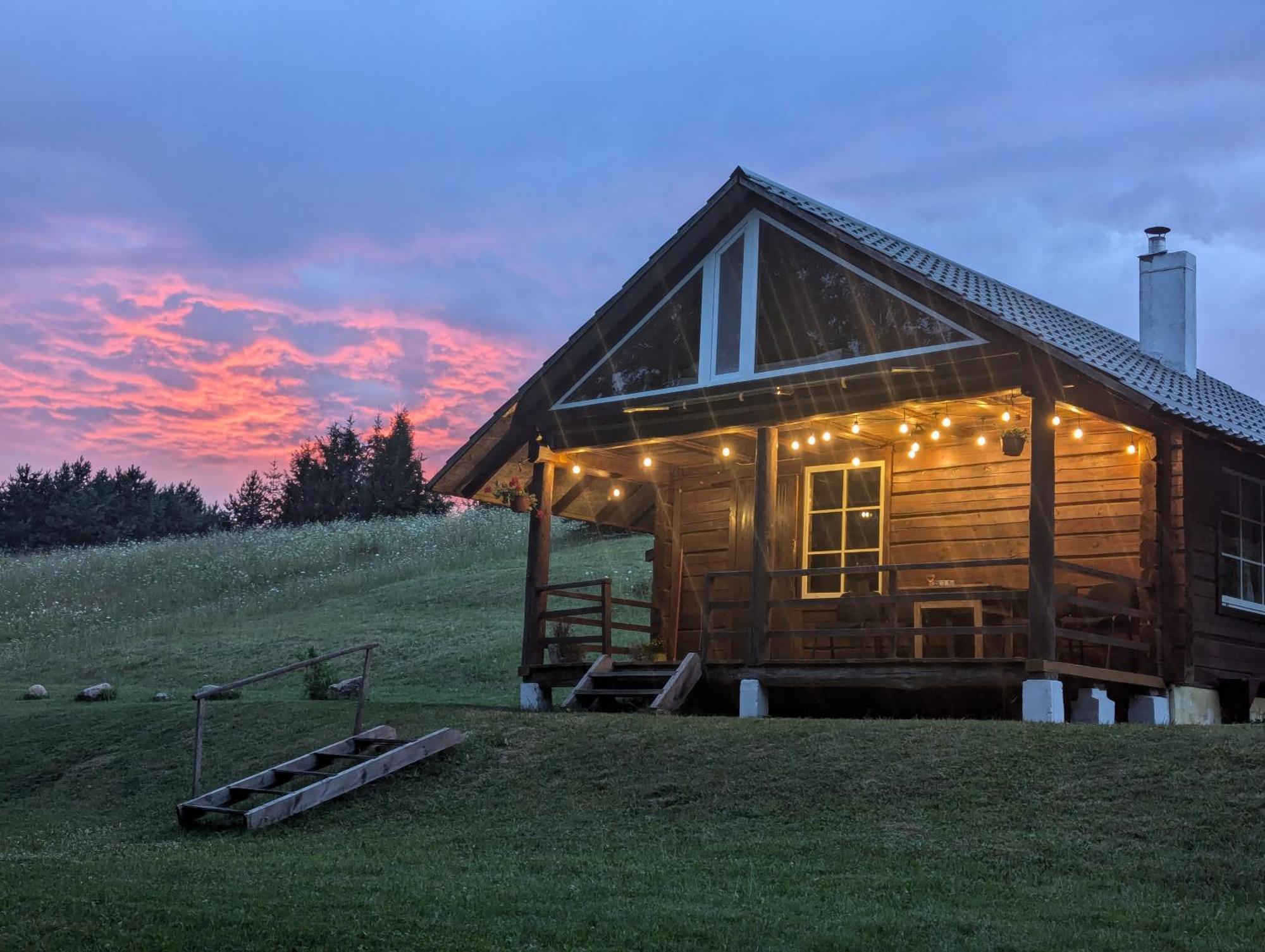 Namelis Prie Ezero Miezoniai Exterior foto